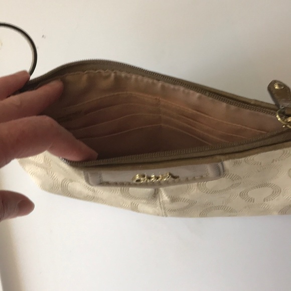 Coach clutch - Picture 2 of 3